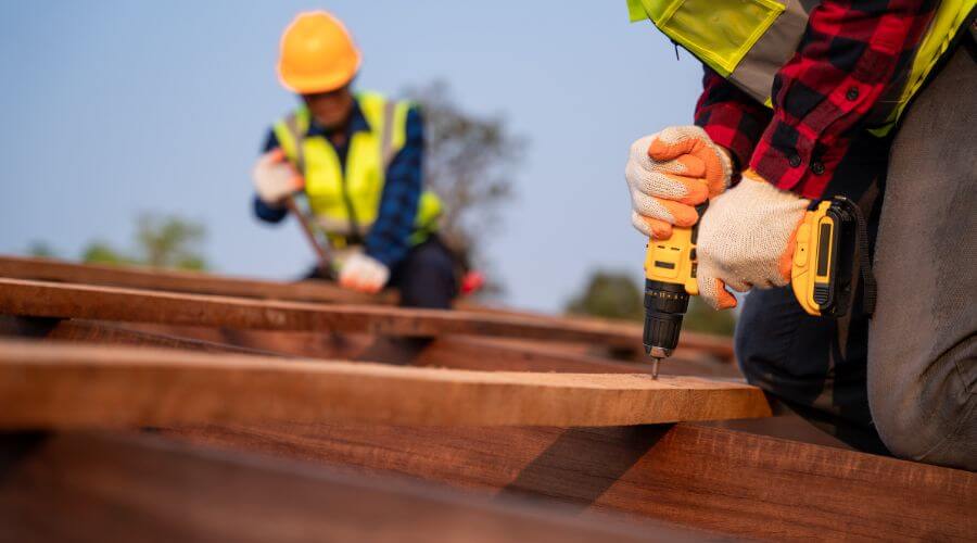 Professional residential roofers in Hartland, WI